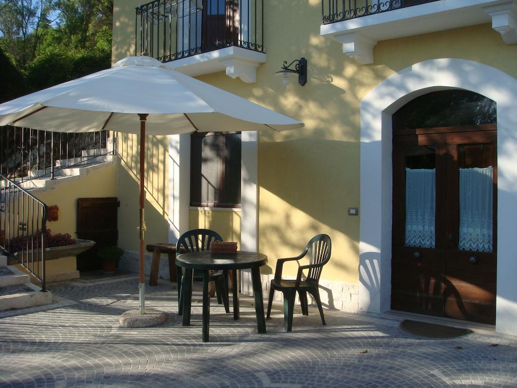 Residence Villa Valsi Santo Stefano Di Sessanio Exterior photo
